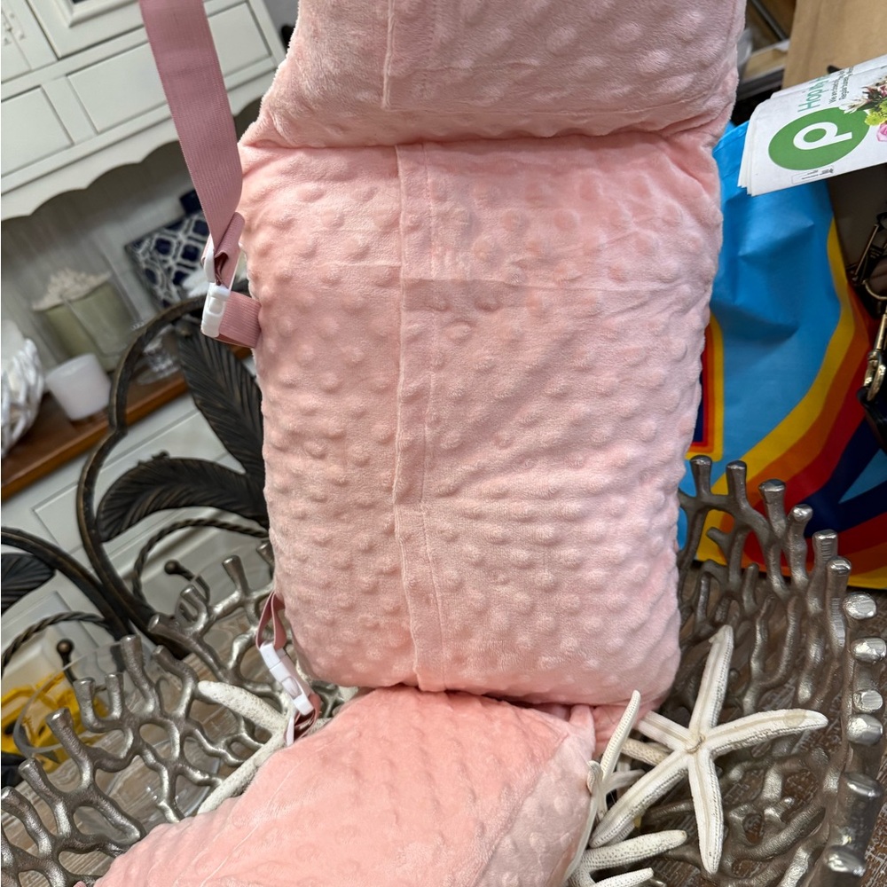 Plush Moyosma - Pale Pink Post Mastectomy Pillow. Baby girl pink. New. - Picture 3 of 4